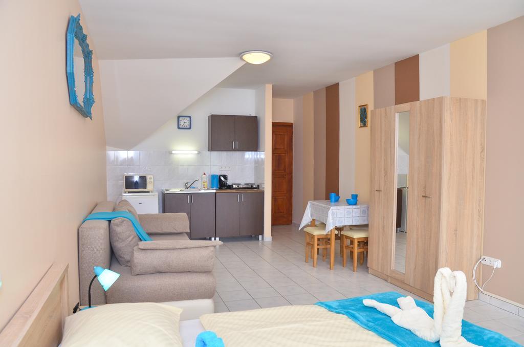 Amulett Studios Apartment Hajdúszoboszló Buitenkant foto